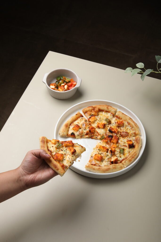 paneer tikka pizza